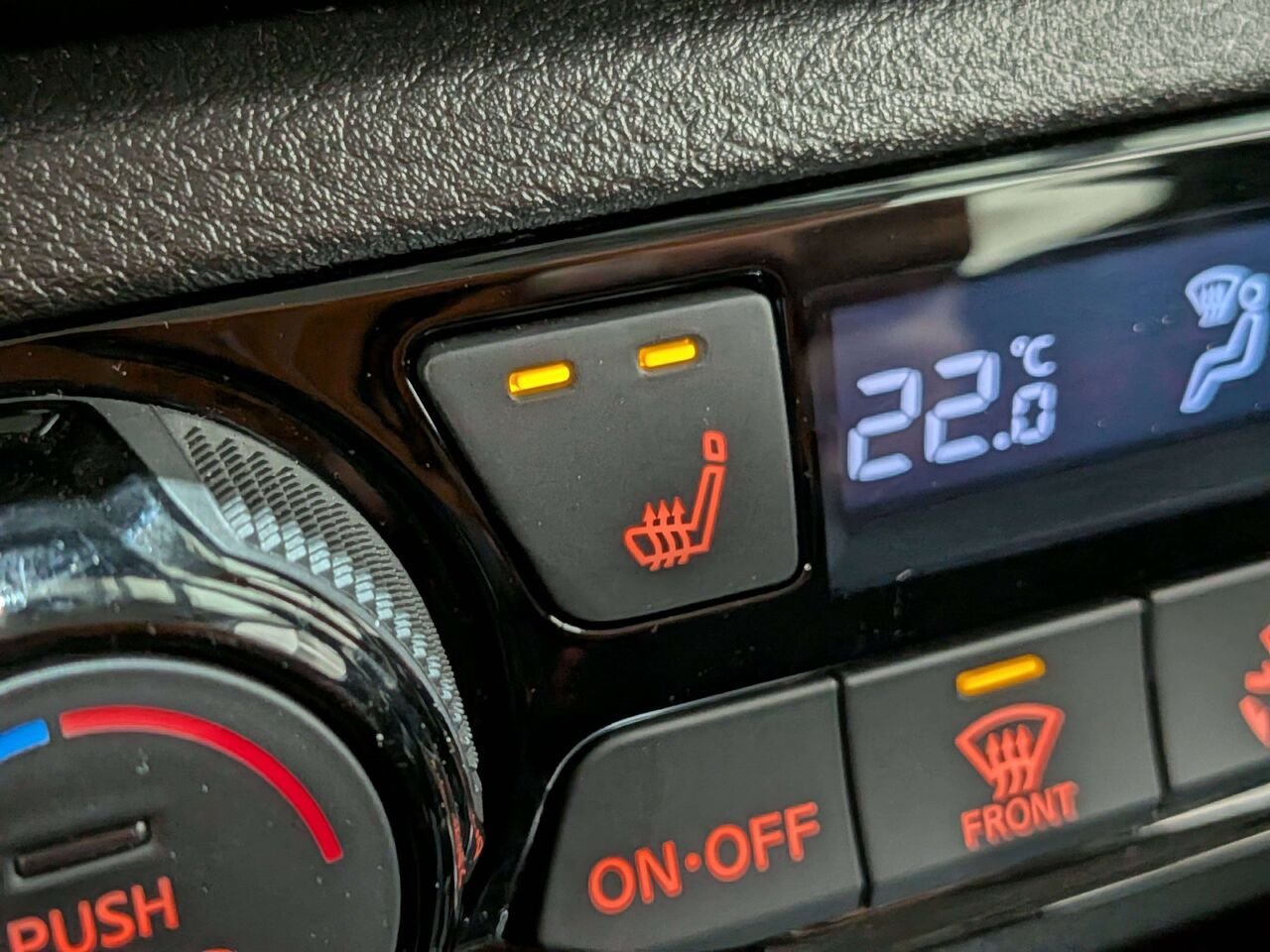 Nissan Kicks Play SV FWD 2025 Bleu Val-David - photo #2
