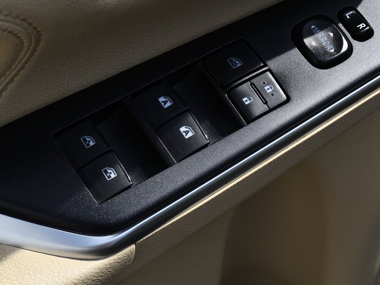 2017 Toyota Camry Berline, XLE Beige Saint-Hyacinthe - photo #13