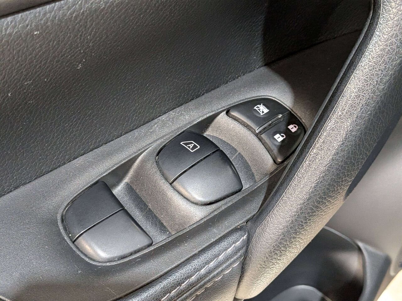 Nissan Qashqai AWD S CVT 2021 Noir Val-David - photo #32