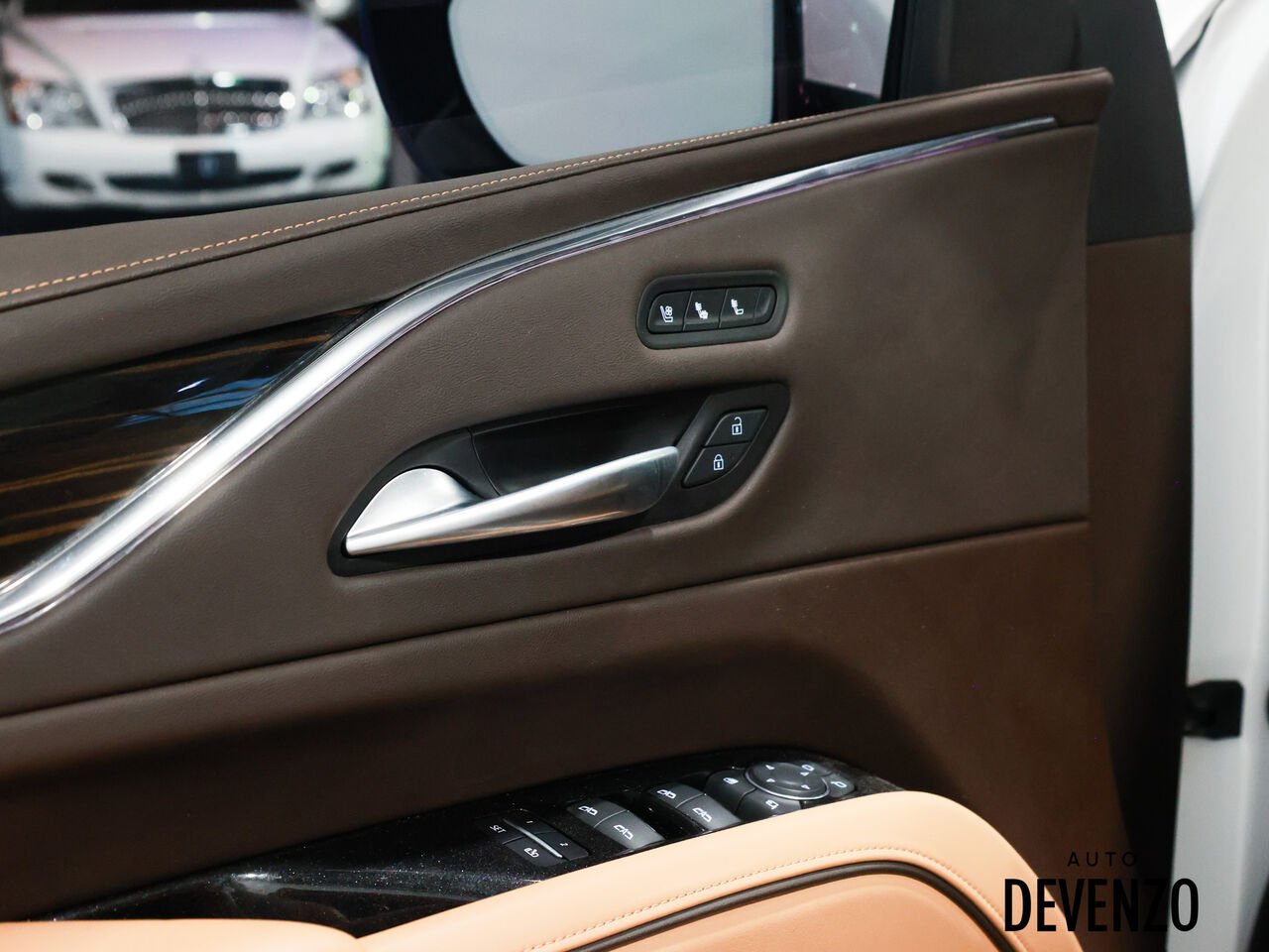 2024 Cadillac Escalade White Saint-Eustache - photo #12
