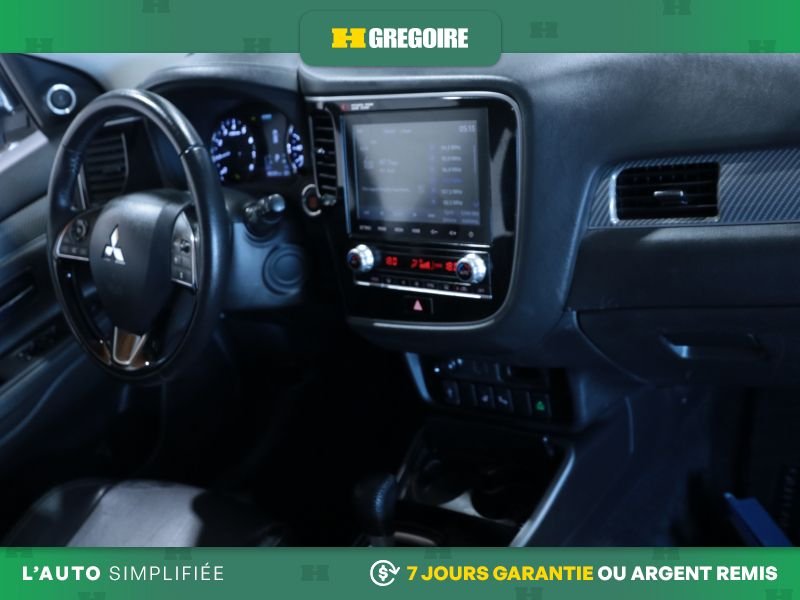Mitsubishi Outlander 822416A | EX-L AWD AUTO AC CUIR TOIT MAGS CAM RECULE 2020 Blanc Laval - photo #25