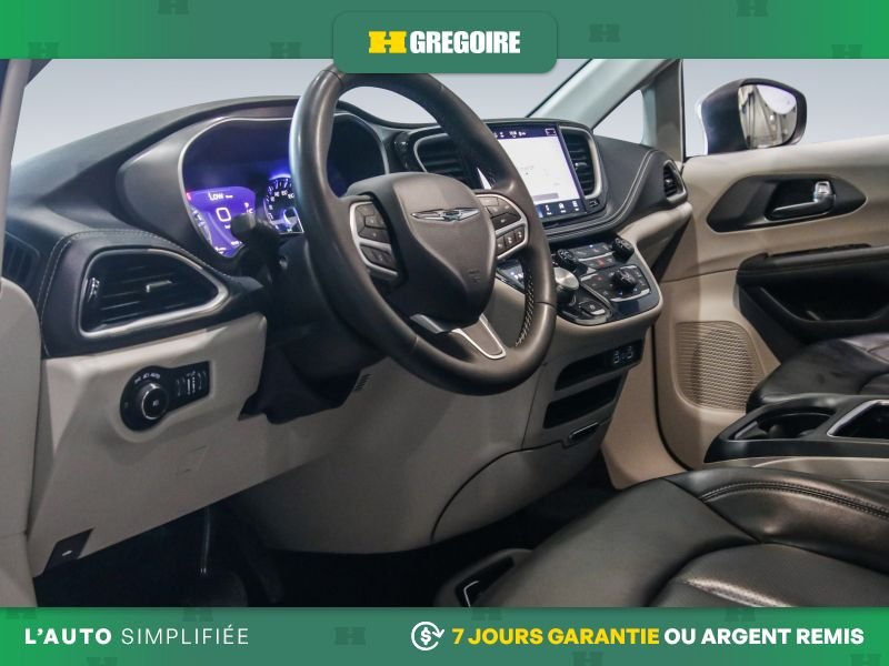 2023 Chrysler Pacifica Grey Blainville - photo #21