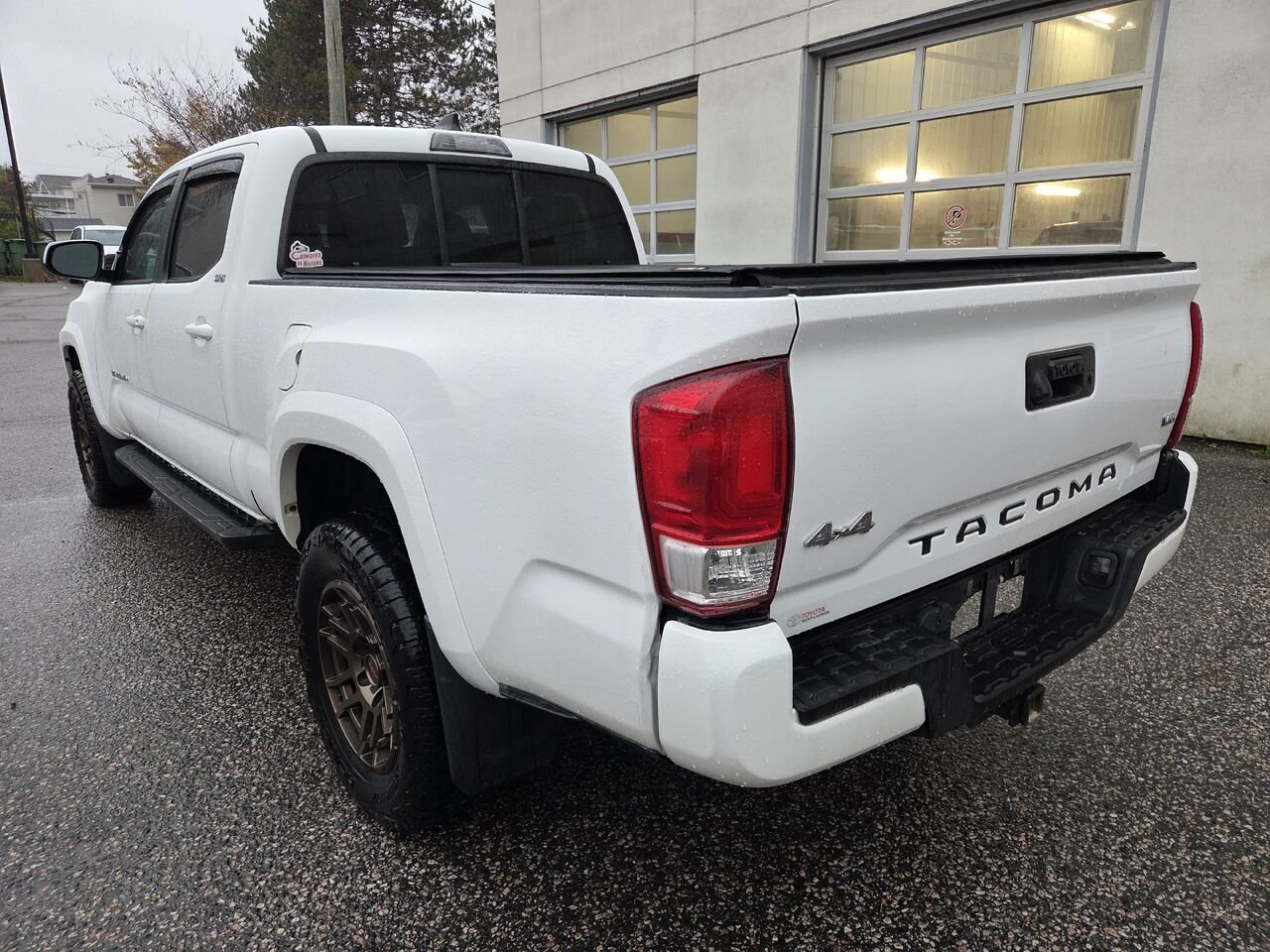 2020 Toyota TACOMA SR5 White Mont-Laurier - photo #6