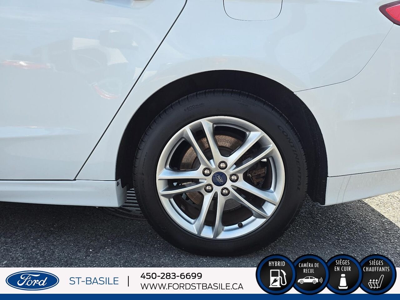 Ford FUSION HYBRIDE 2015 Blanc Saint-Basile-le-Grand - photo #10