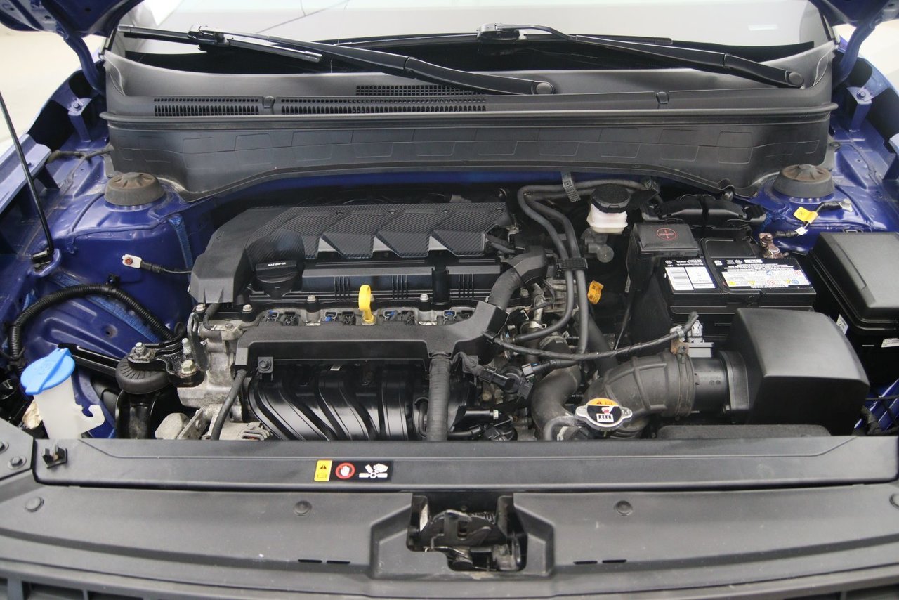 Hyundai Venue NIV KMHRC8A38PU235119 2023 Bleu Chicoutimi - photo #14