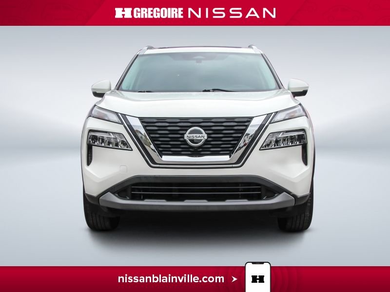 2021 Nissan Rogue White Laval - photo #1