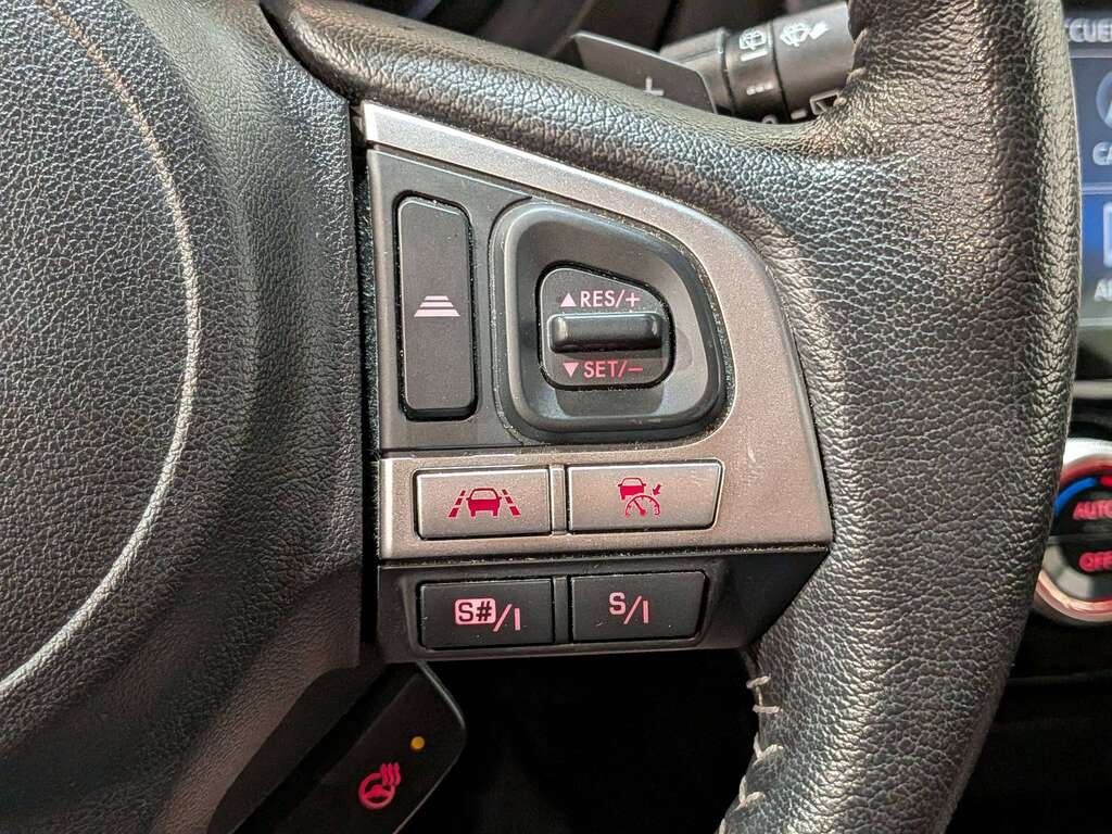 Subaru Forester 2018 Noir Val-David - photo #17