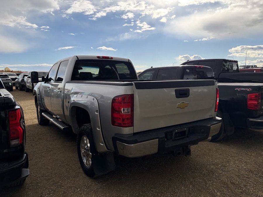 2011 Chevrolet Silverado 3500HD LTZ 6.6L | Duramax | Deleted | Rear Media Grey