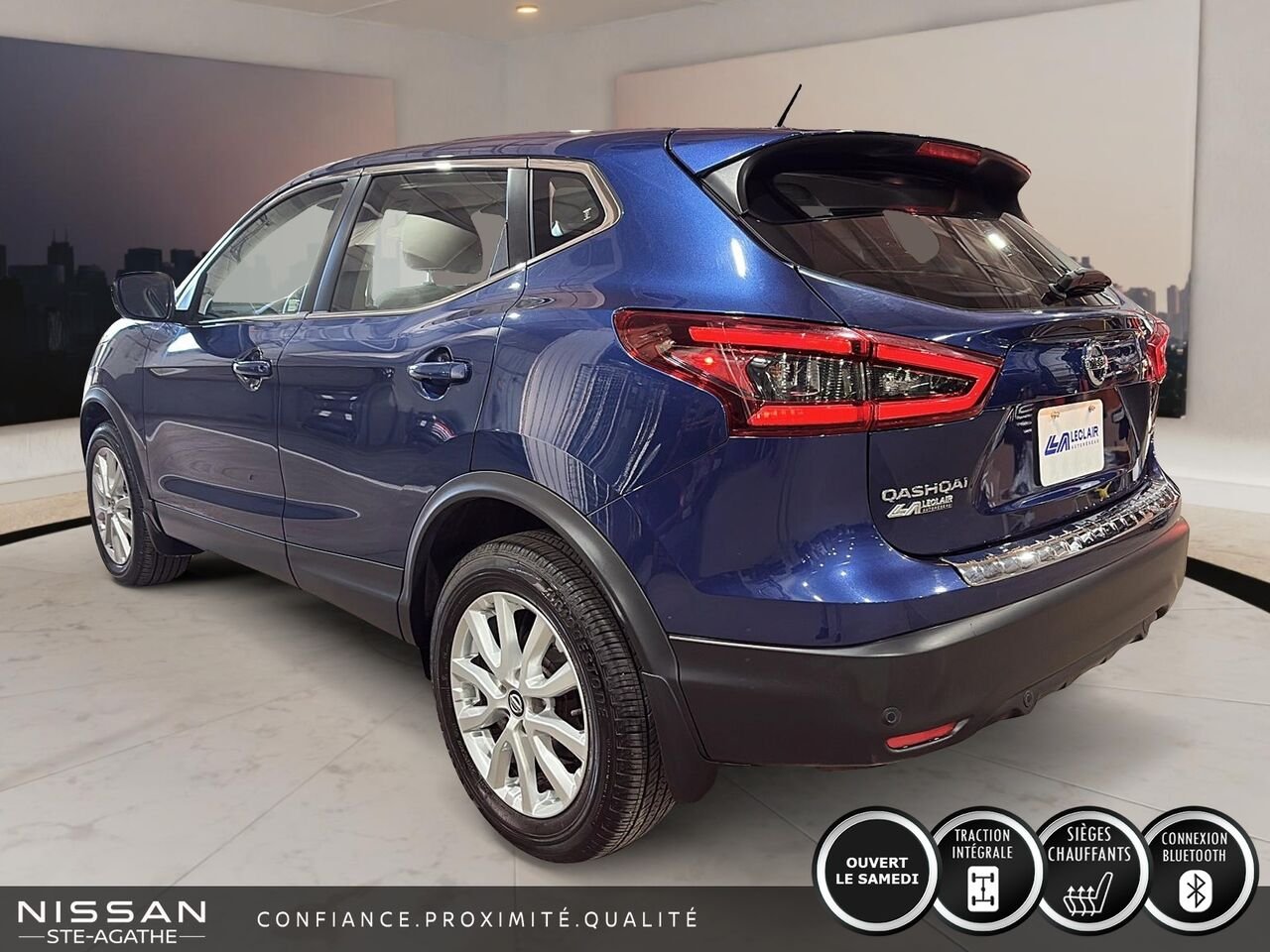 Nissan Qashqai S TI | JAMAIS ACCIDENTÉ | SIÈGES CHAUFFANTS | ANGLES MORTS | CAMÉRA DE RECUL 2023 Bleu Saint-Jérôme - photo #4