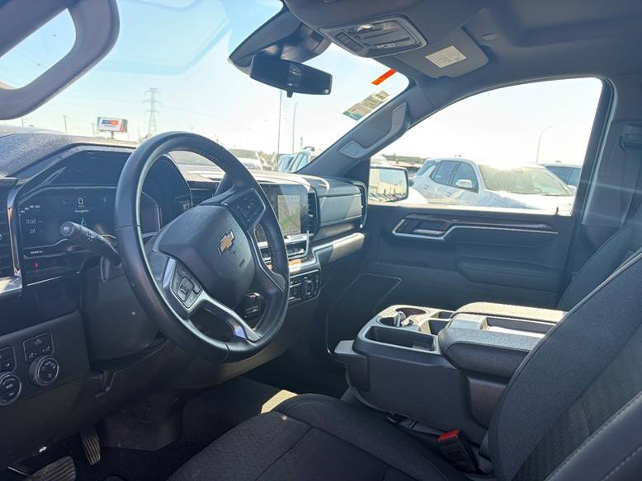2025 Chevrolet Silverado 1500 4WD Crew Cab 147 LT Grey Sherwood Park - photo #5