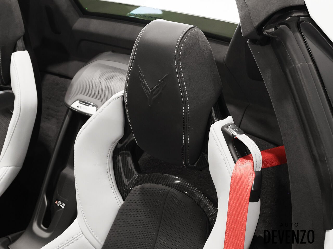 2024 Chevrolet Corvette White Saint-Eustache - photo #12