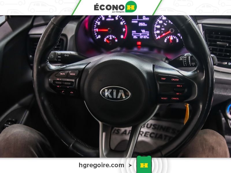2019 Kia Rio 5 Blue Saint-Eustache - photo #12