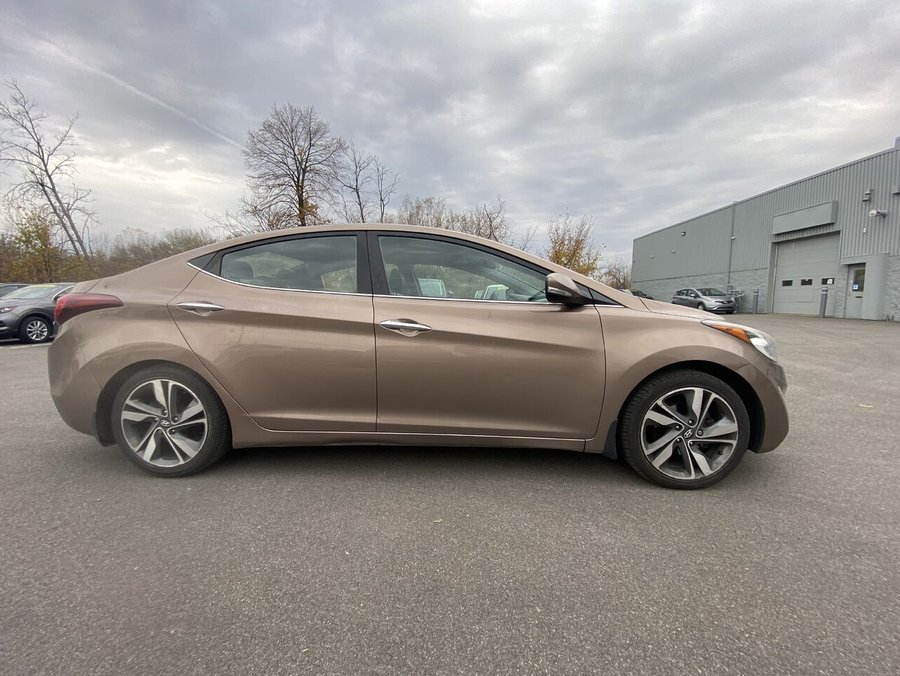 Hyundai Elantra LIMITED | TOIT OUVRANT | CUIR | CAMERA DE RECUL | GARANTIE 1 AN INCLUSE *579-888-9954* TEXTOS 2014 Brun
