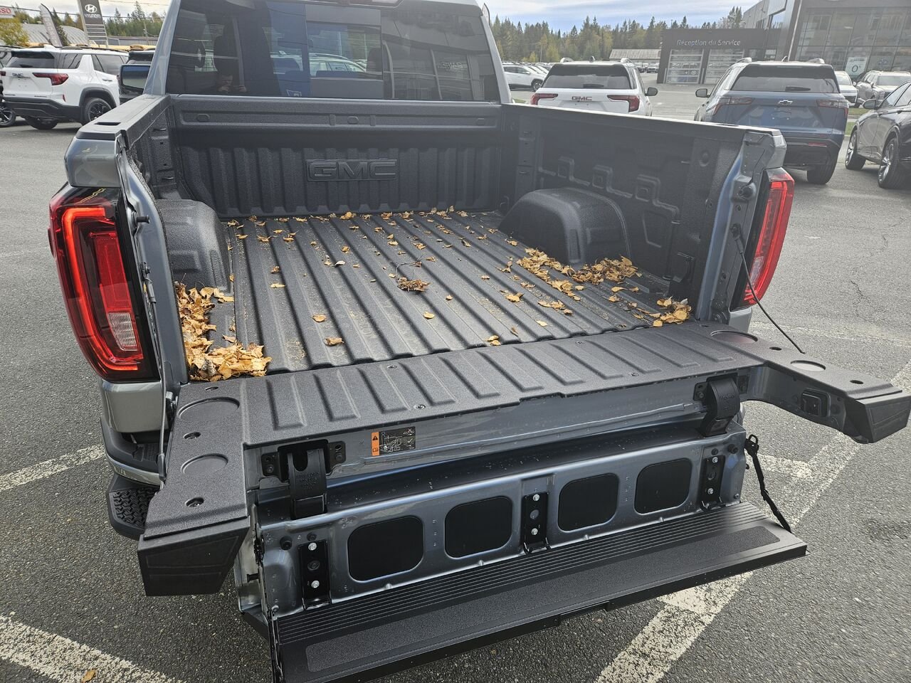 2026 GMC Sierra 1500 Denali cabine multiplace 4RM 147 po Sterling Metallic Thetford Mines - photo #6