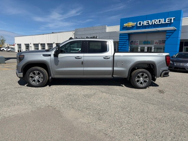 GMC Sierra 1500 K1500 SIERRA CREW CAB SLE STD/BOX (3SA) 2026 Argent métallisé Chibougamau - photo #1