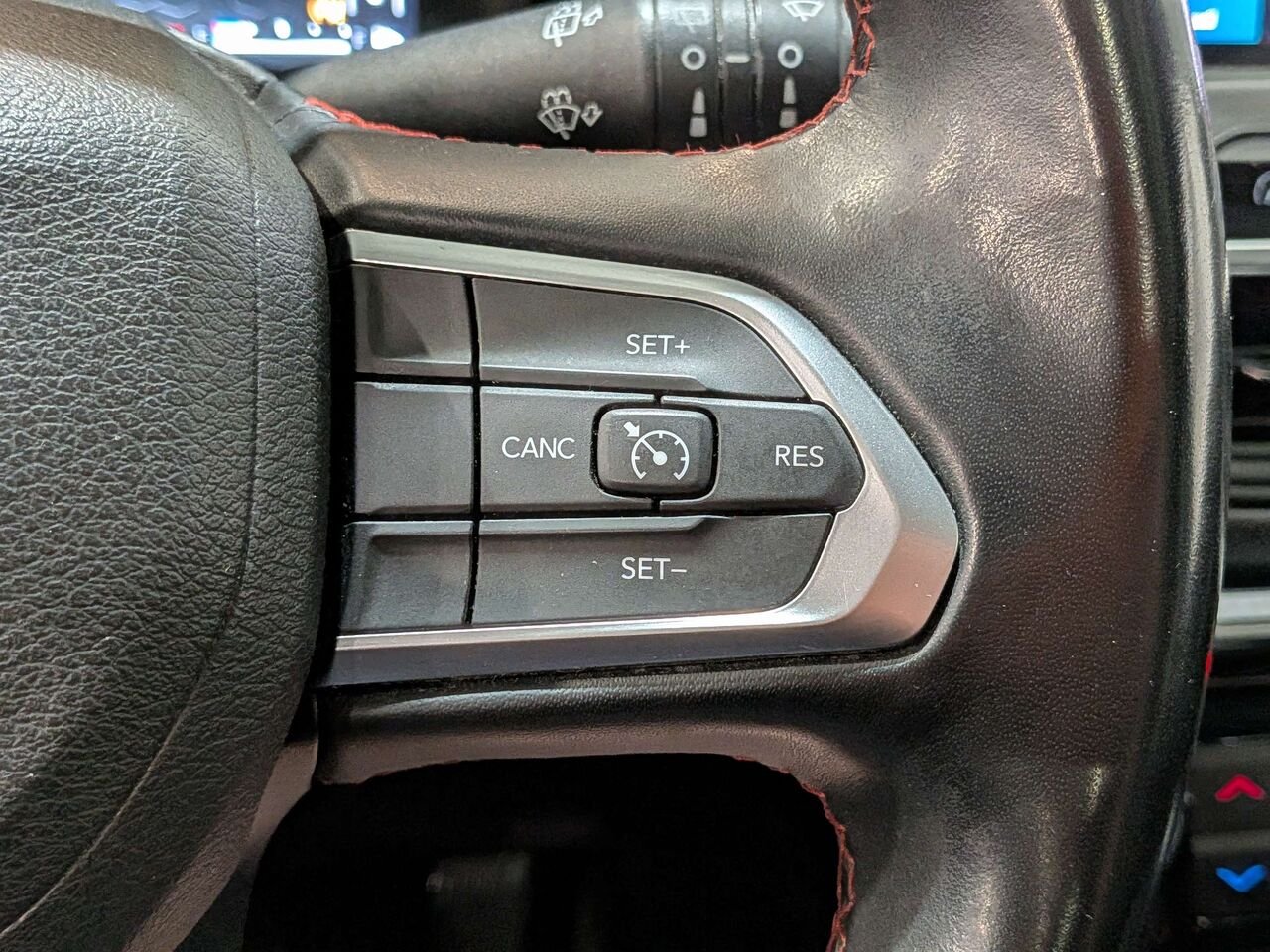 2022 Jeep Compass Trailhawk 4x4 Black Val-David - photo #16