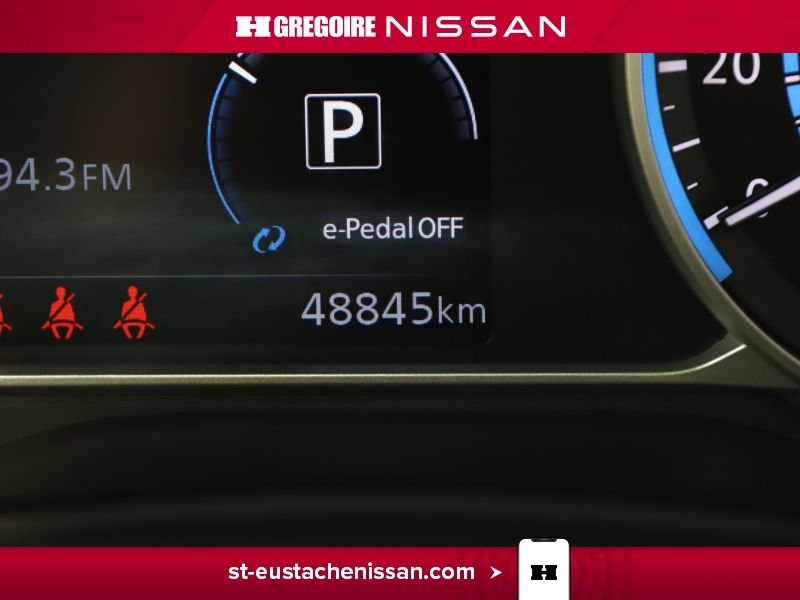 2023 Nissan Leaf Red Saint-Eustache - photo #27