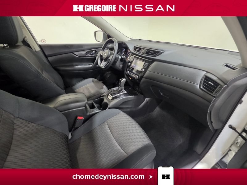 2019 Nissan Rogue White Laval - photo #25