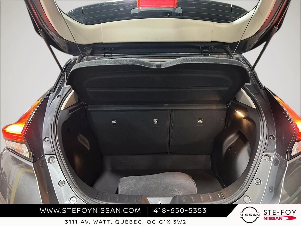 Nissan LEAF SV 2022 Gris Ste-Foy - photo #5