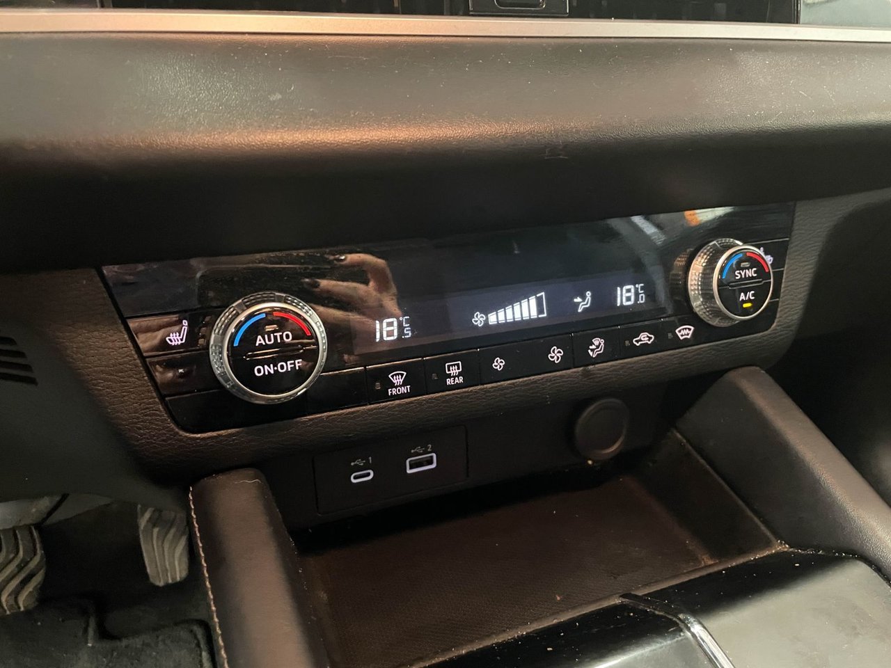 Mitsubishi Outlander ES AWD *7 PLACES* SIÈGES CHAUFF CARPLAY BLUETOOTH 2022 Blanc Saint-Jérôme - photo #11