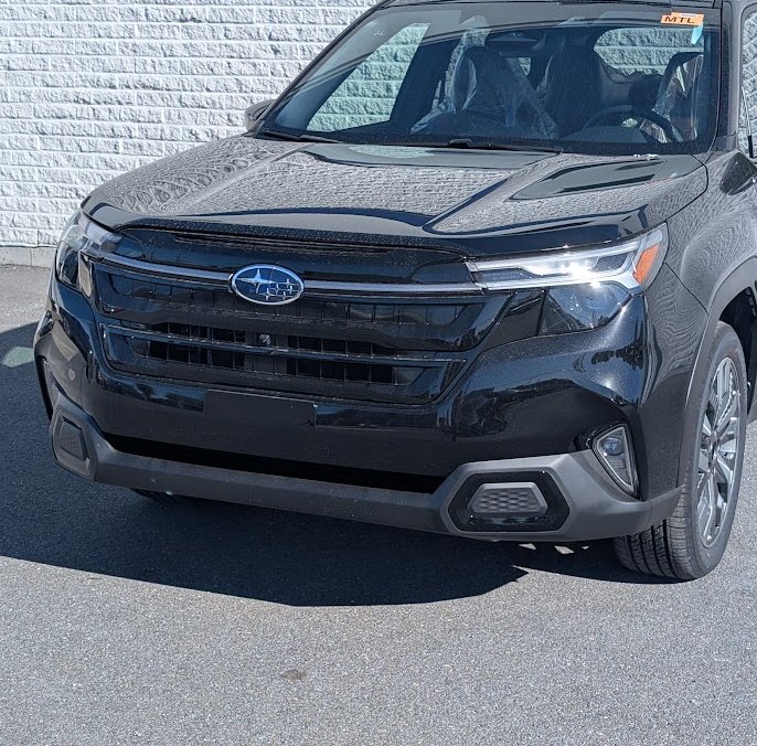 2026 SUBARU Forester PREMIER Crystal Black Silica