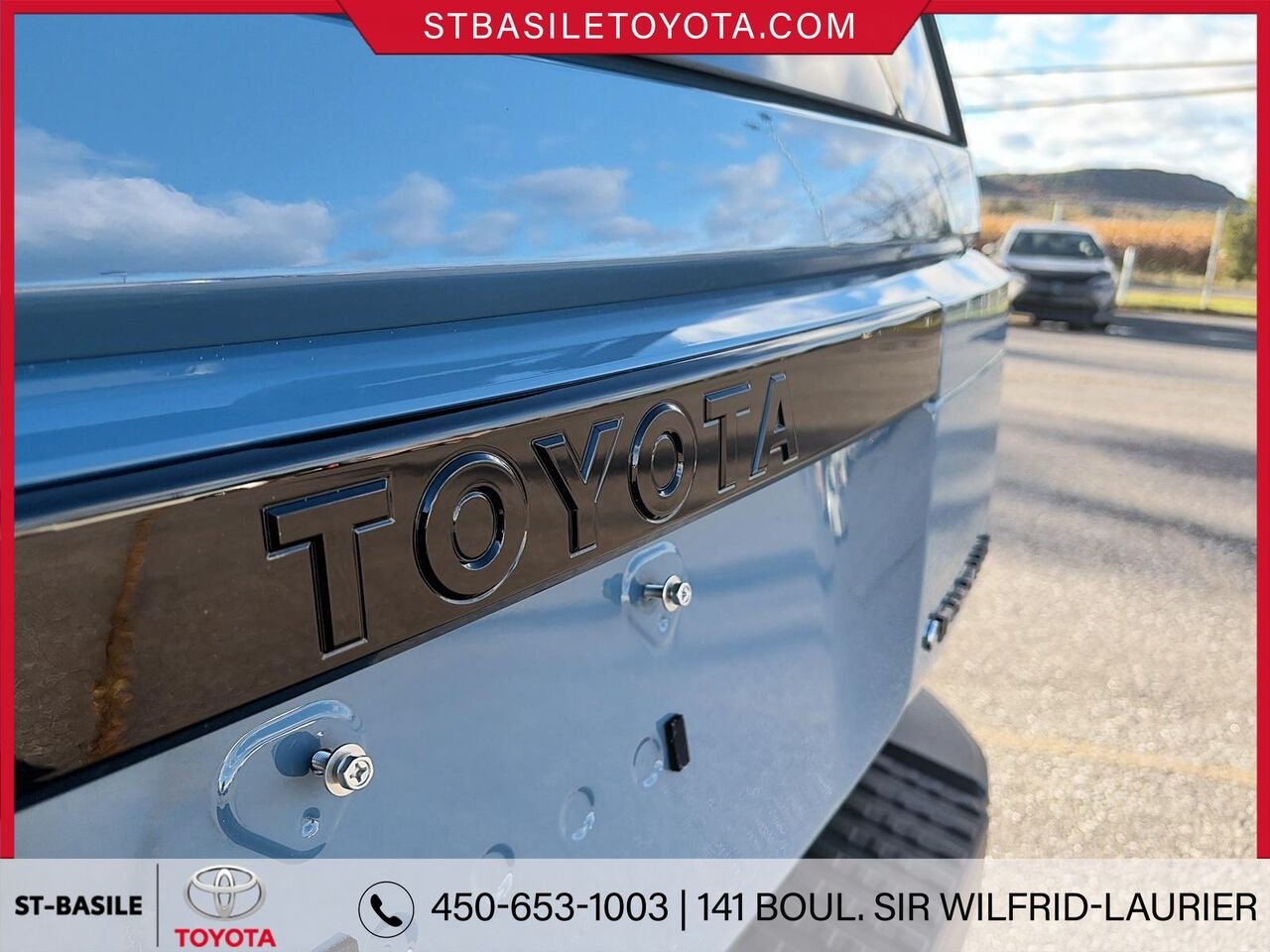 2026 TOYOTA LAND CRUISER HYBRIDE Blue Saint-Basile-le-Grand - photo #4