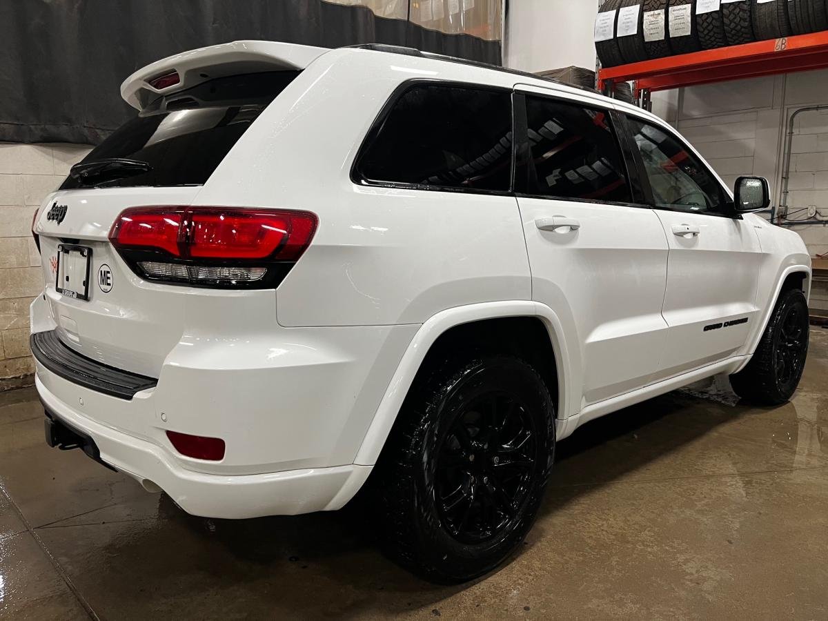 2021 Jeep Grand Cherokee White Sainte-Agathe-des-Monts - photo #1
