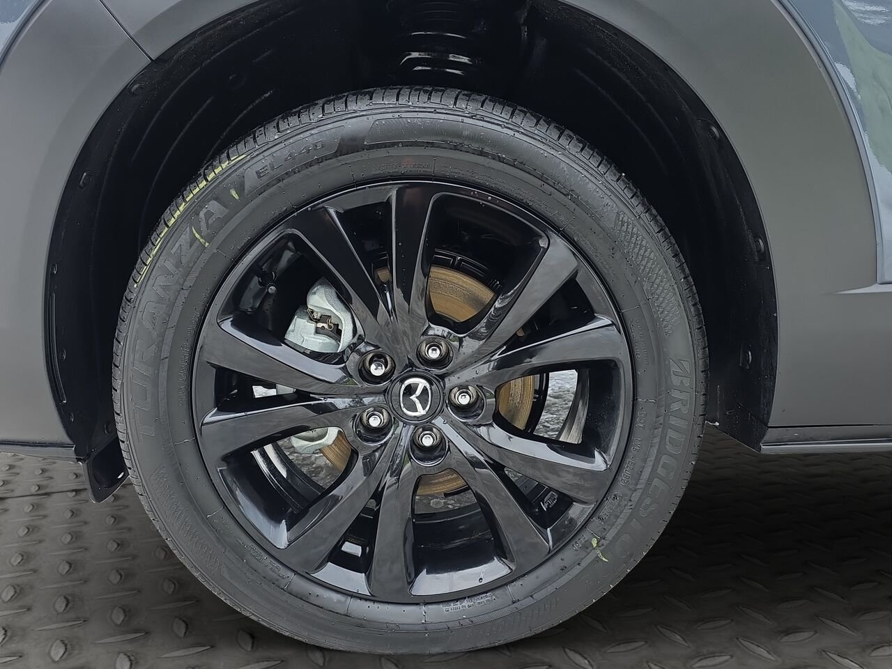 2026 Mazda CX-30 GT, awd, toit ouvrant, Écran 360 degré, Navigation, chargeur sans fil pour cellulaire Aero Grey Metallic Val-David - photo #18