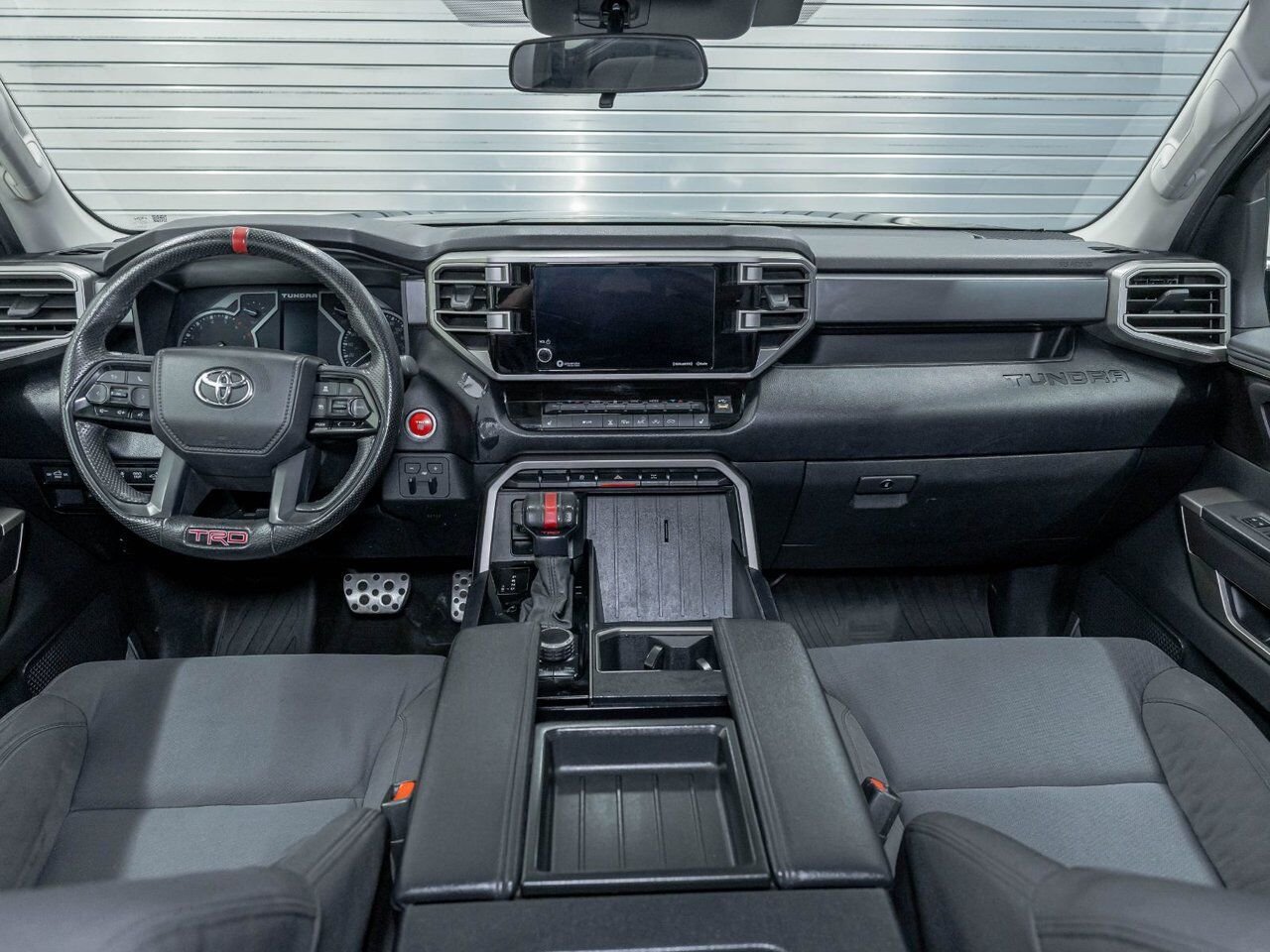 Toyota Tundra TRD OFF ROAD 4X4 V6 *NAV* SIÈGES CHAUFF CARPLAY 2024 Noir Saint-Jérôme - photo #11