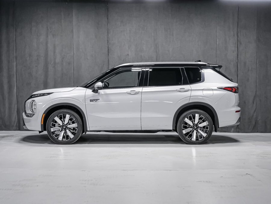 Mitsubishi Outlander PHEV GT 2026 Fini taillé diamant Blanc de qualité supérieure