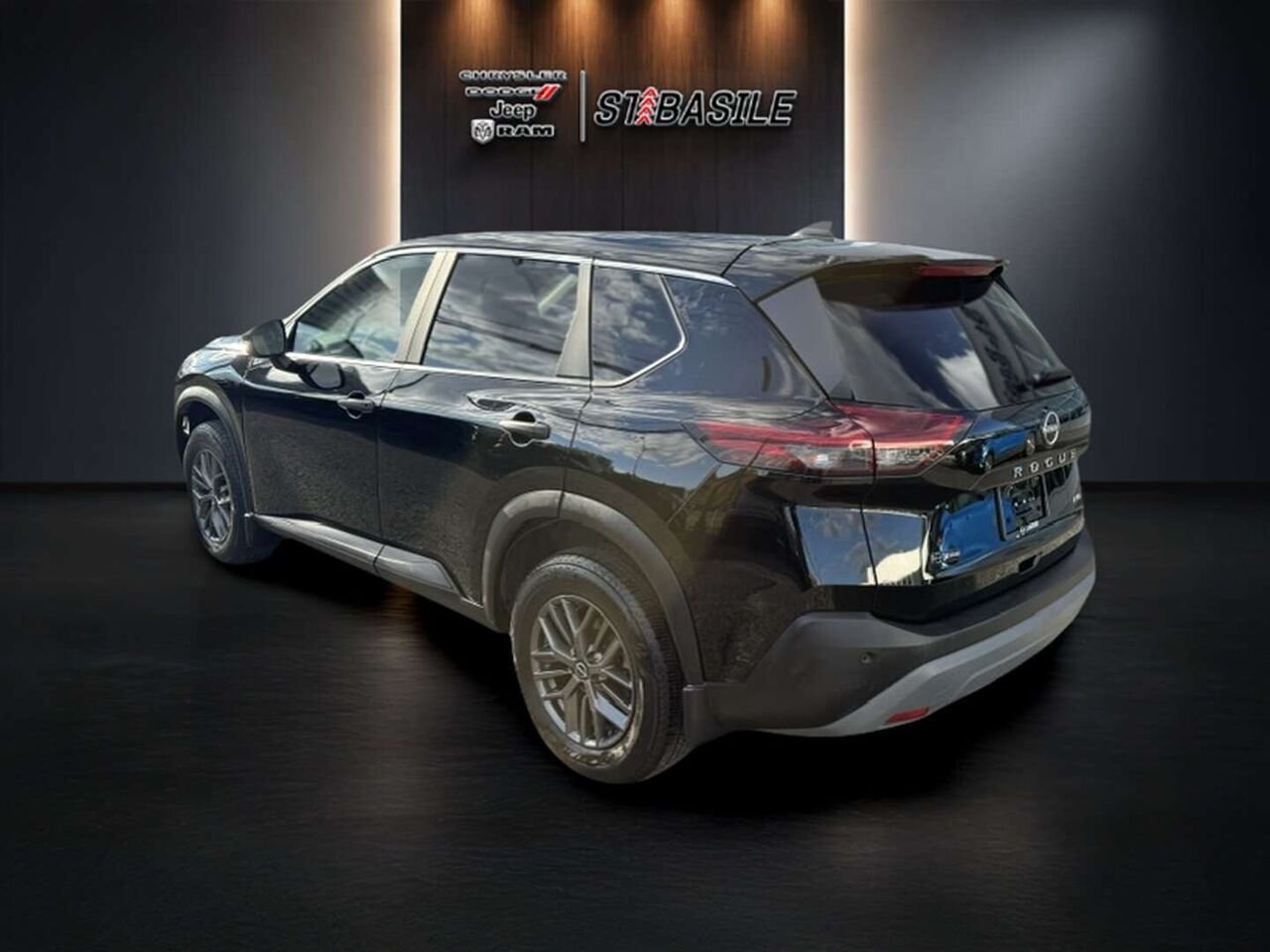 Nissan Rogue 2023 Noir Saint-Basile-le-Grand - photo #17