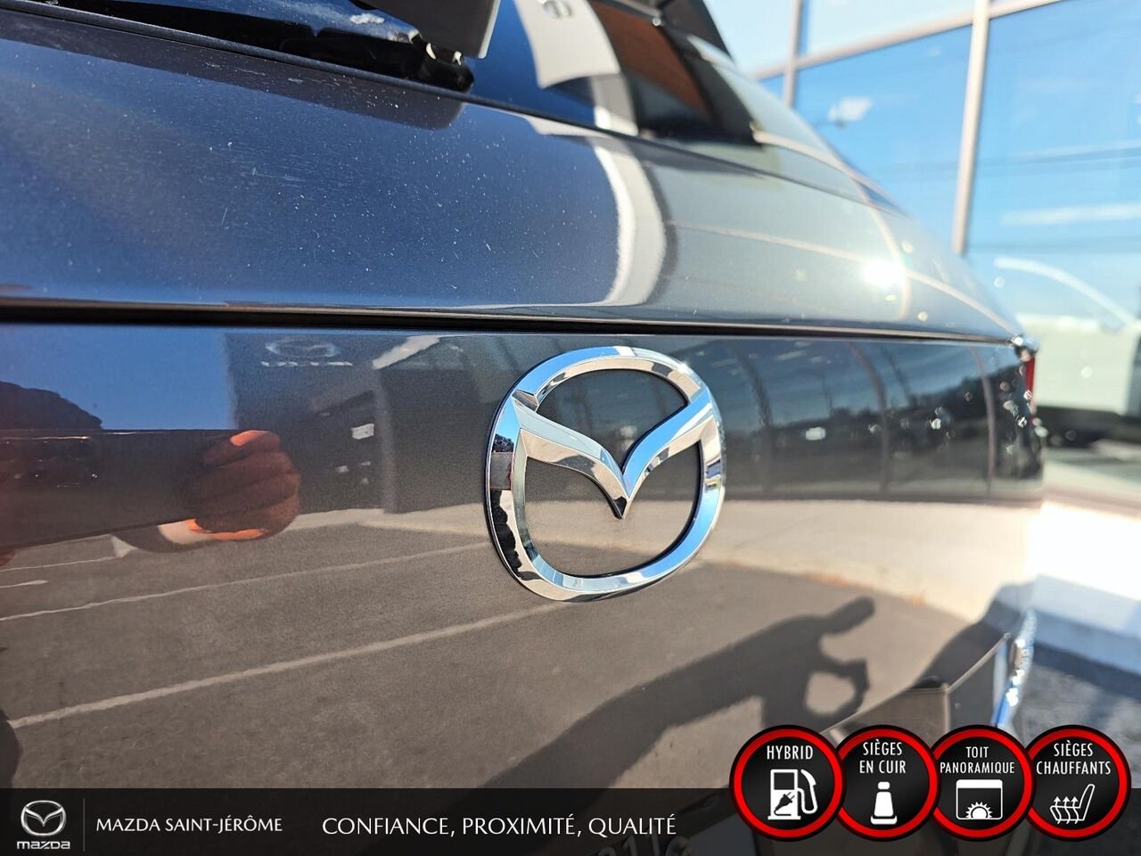 2025 Mazda CX-50 hybride Kuro | 1 PROPRIÉTAIRE | JAMAIS ACCIDENTÉ | TOIT PANORAMIQUE | CUIR | AWD Grey Saint-Jérôme - photo #7
