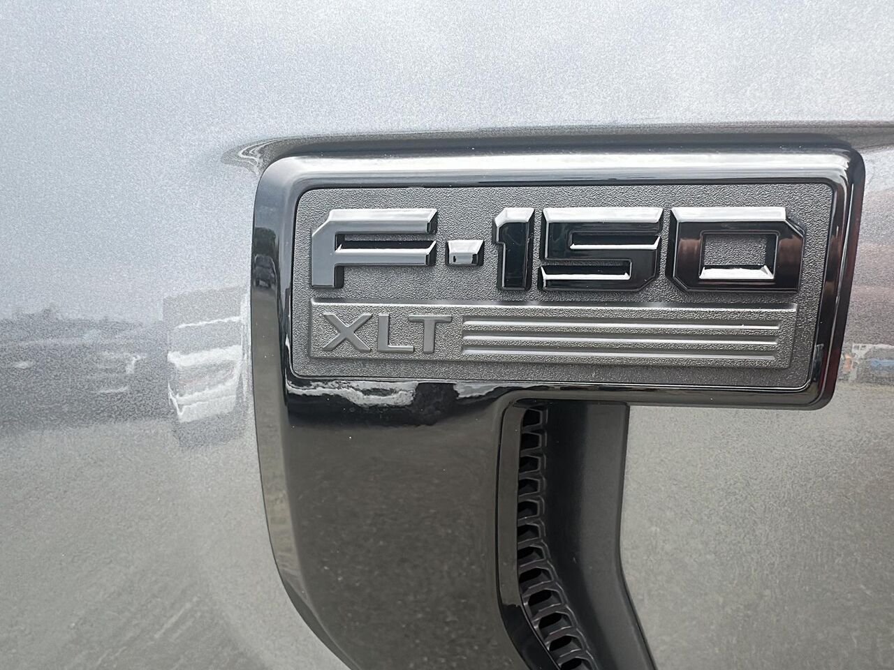 2024 Ford F-150 Grey Rouyn-Noranda - photo #5