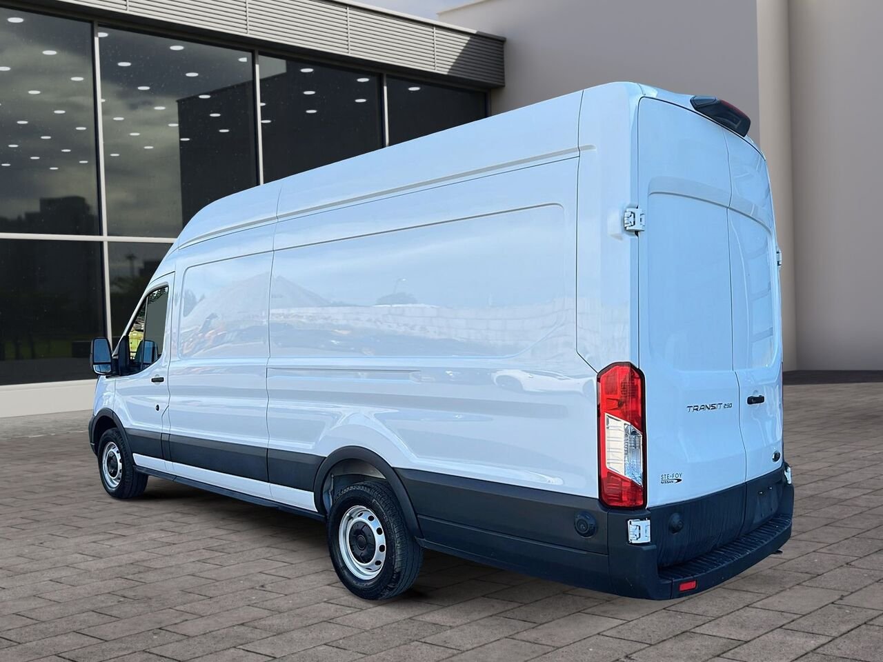 Ford Transit 250 TOIT HAUT 2025 Québec - photo #21