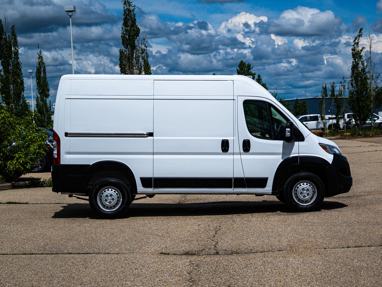 2025 Ram ProMaster Cargo Van Tradesman 2500 High Roof 136 WB w/Pass Seat White Sherwood Park - photo #13