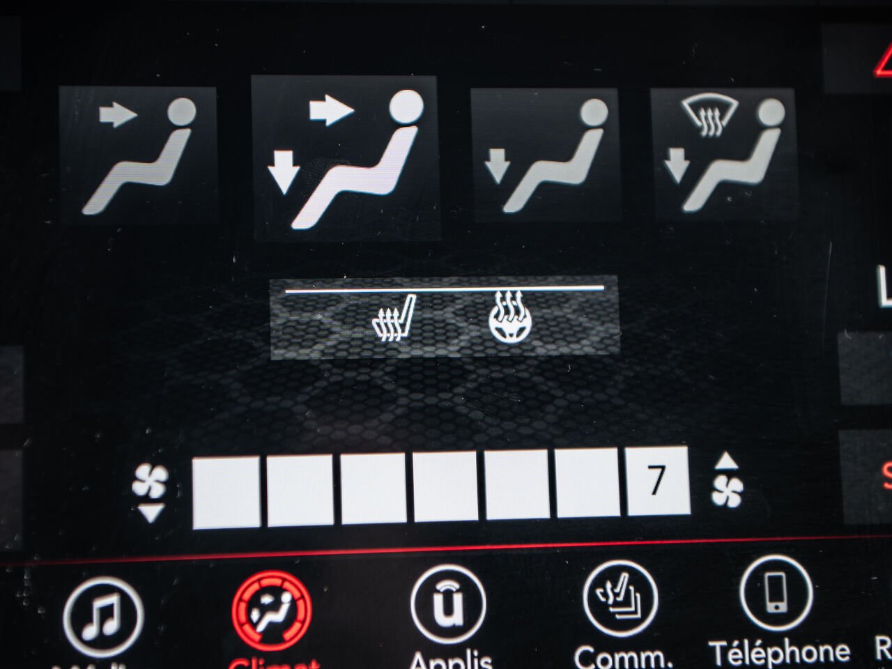 Dodge Durango 2023 Blanc Sainte-Julienne - photo #25