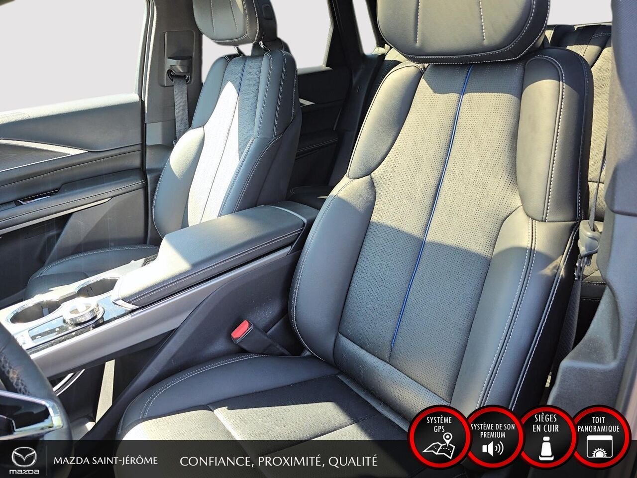 Cadillac LYRIQ 2025 Noir Ste-Agathe des Monts - photo #16
