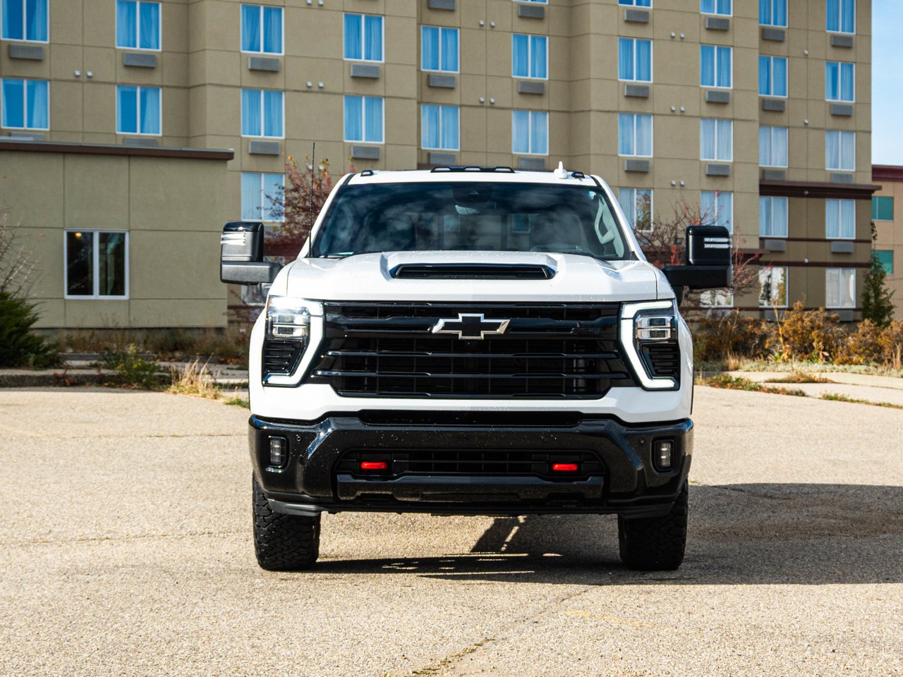 2026 Chevrolet Silverado 3500HD 4WD Crew Cab 159 LTZ White Sherwood Park - photo #2