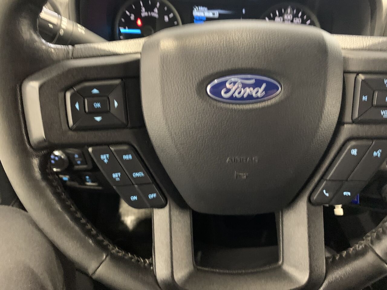 Ford F-150 XLT SPORT SUPERCREW XLT cabine SuperCrew 4RM caisse de 5,5 pi 2019 Blanc Châteauguay - photo #40