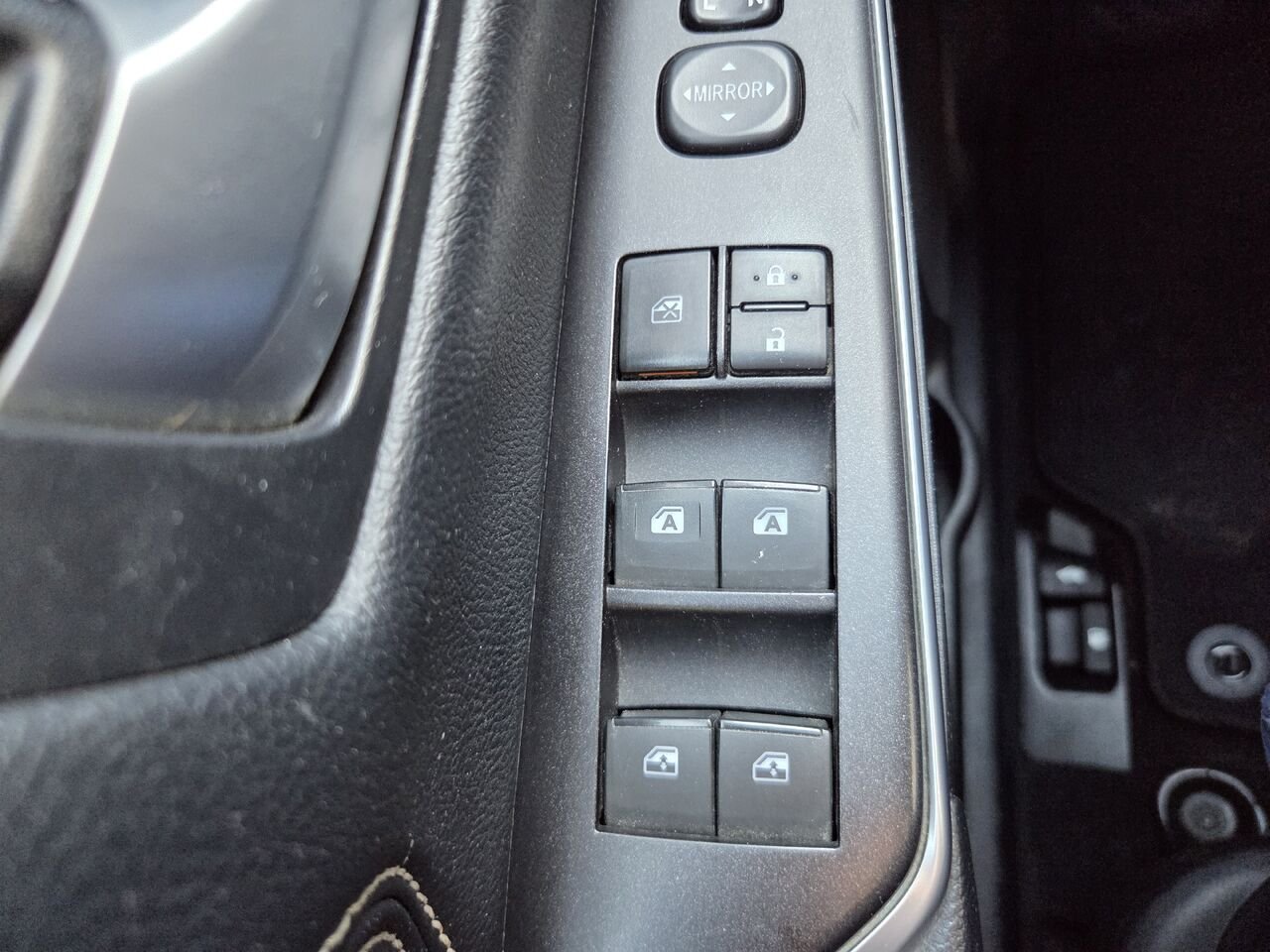 Toyota CAMRY XLE 2017 Argent Mont-Laurier - photo #15