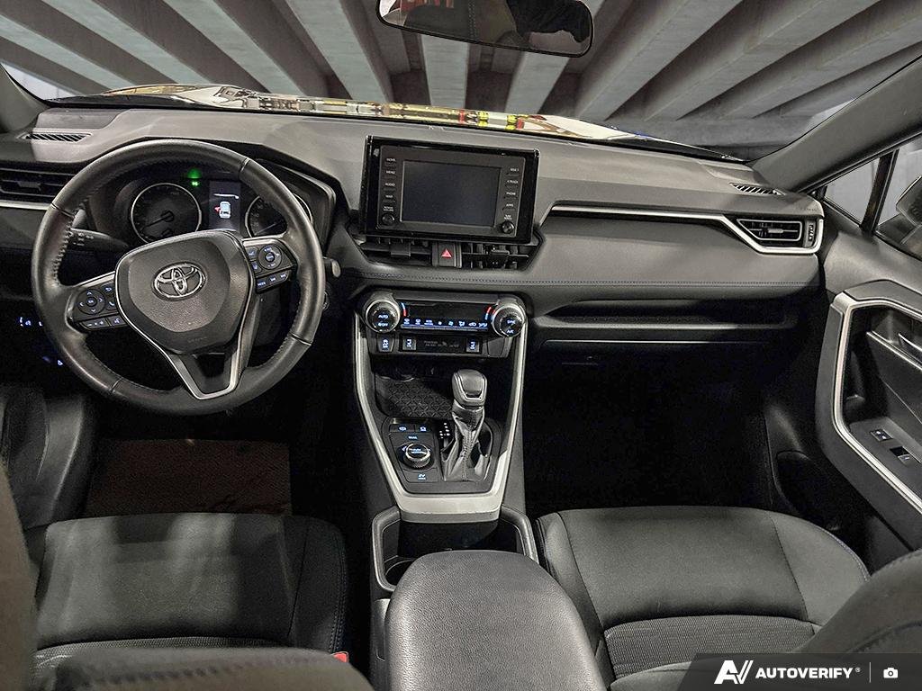 2022 Toyota RAV4 2602099A | Hybrid SE, well maintained, local trade Black Edmonton - photo #23