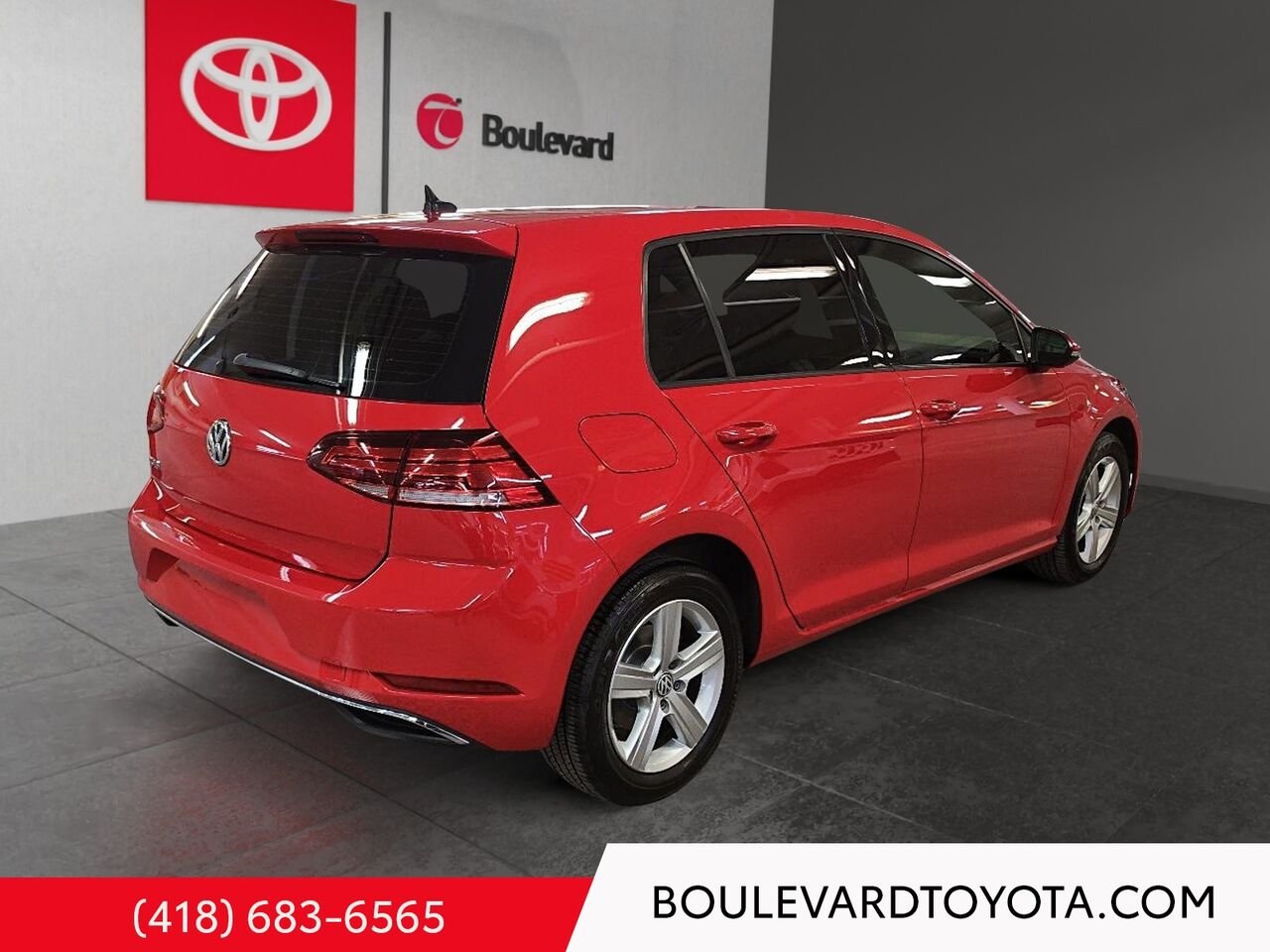 2021 Volkswagen Golf 100057A-59 | COMFORTLINE 5 PORTES AVEC BOÎTE MANUELLE Red Québec - photo #3