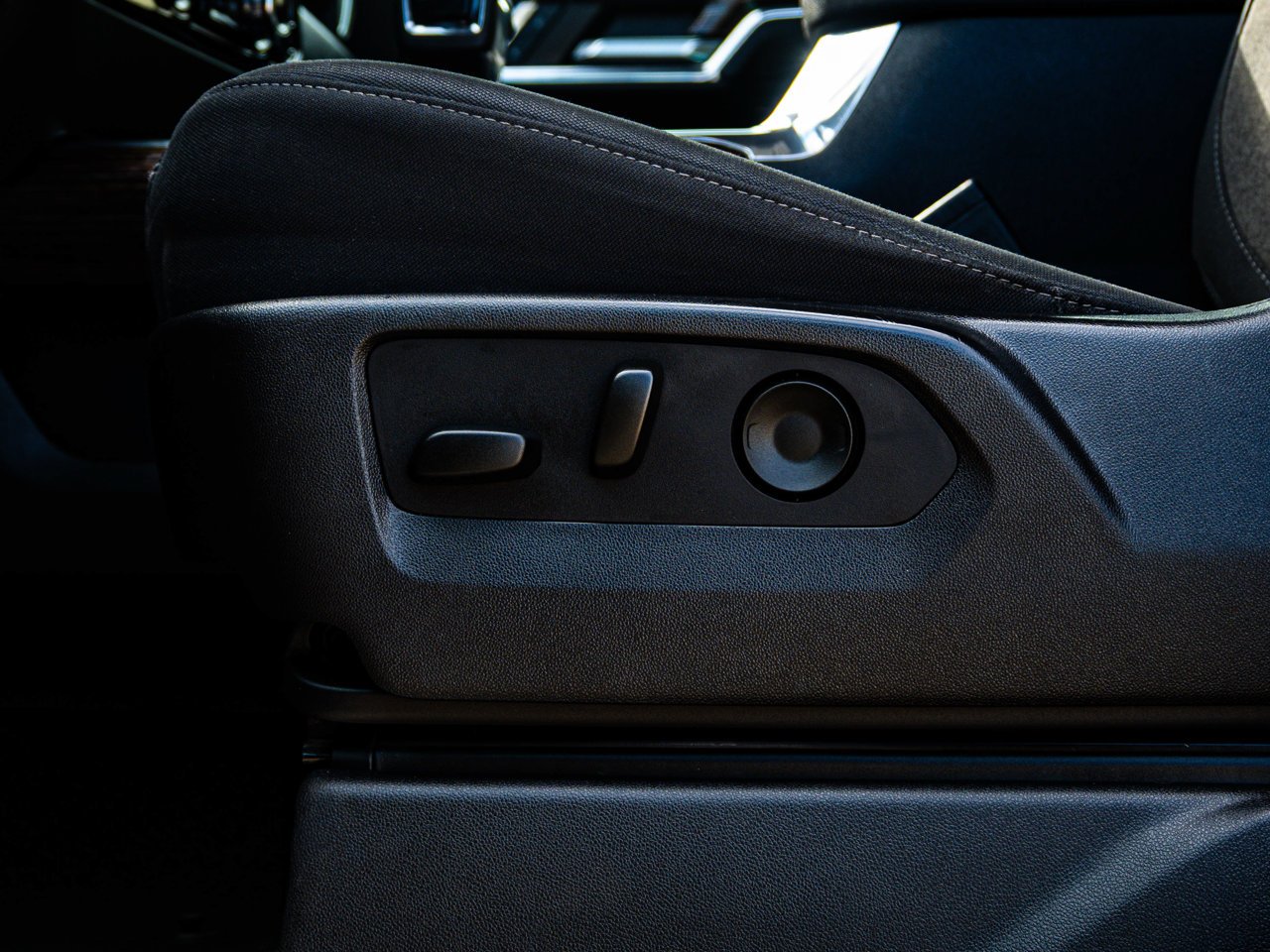 2024 GMC Sierra 1500 4WD Crew Cab 147 Elevation Black Sherwood Park - photo #19