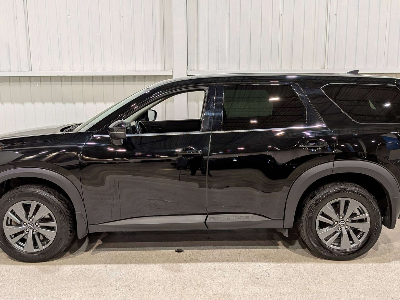 Nissan Pathfinder S 4WD 2024 Noir Val-David - photo #4