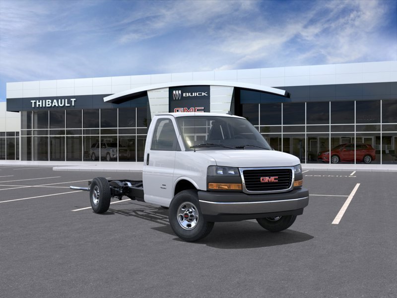 GMC Fourgonnette commerciale tronquée Savana 3500 fourgonnette 159 po 2025 BLANC SOMMET Sherbrooke - photo #0