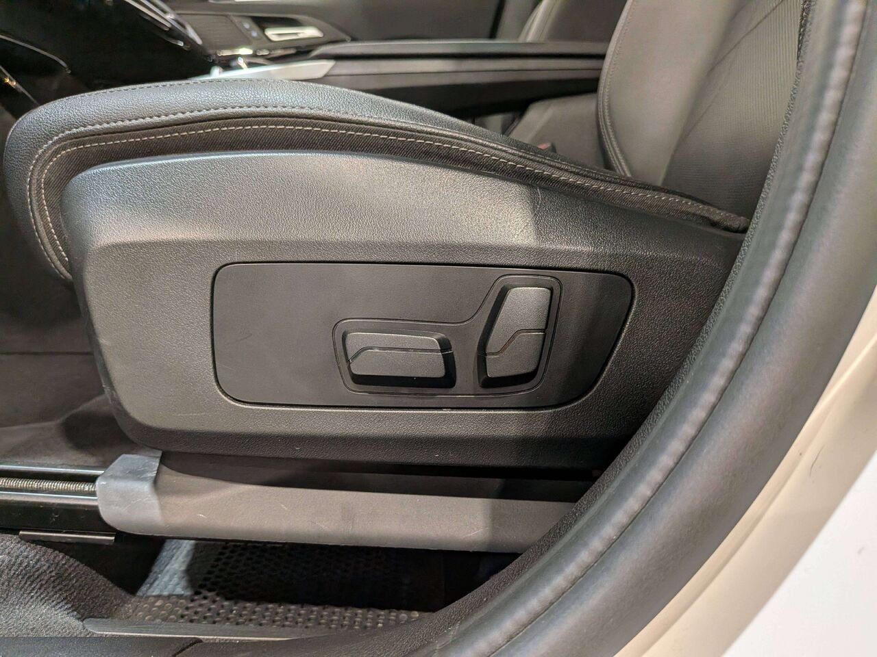 BMW X1 xDrive28i Sports Activity Vehicle 2023 Blanc Val-David - photo #29