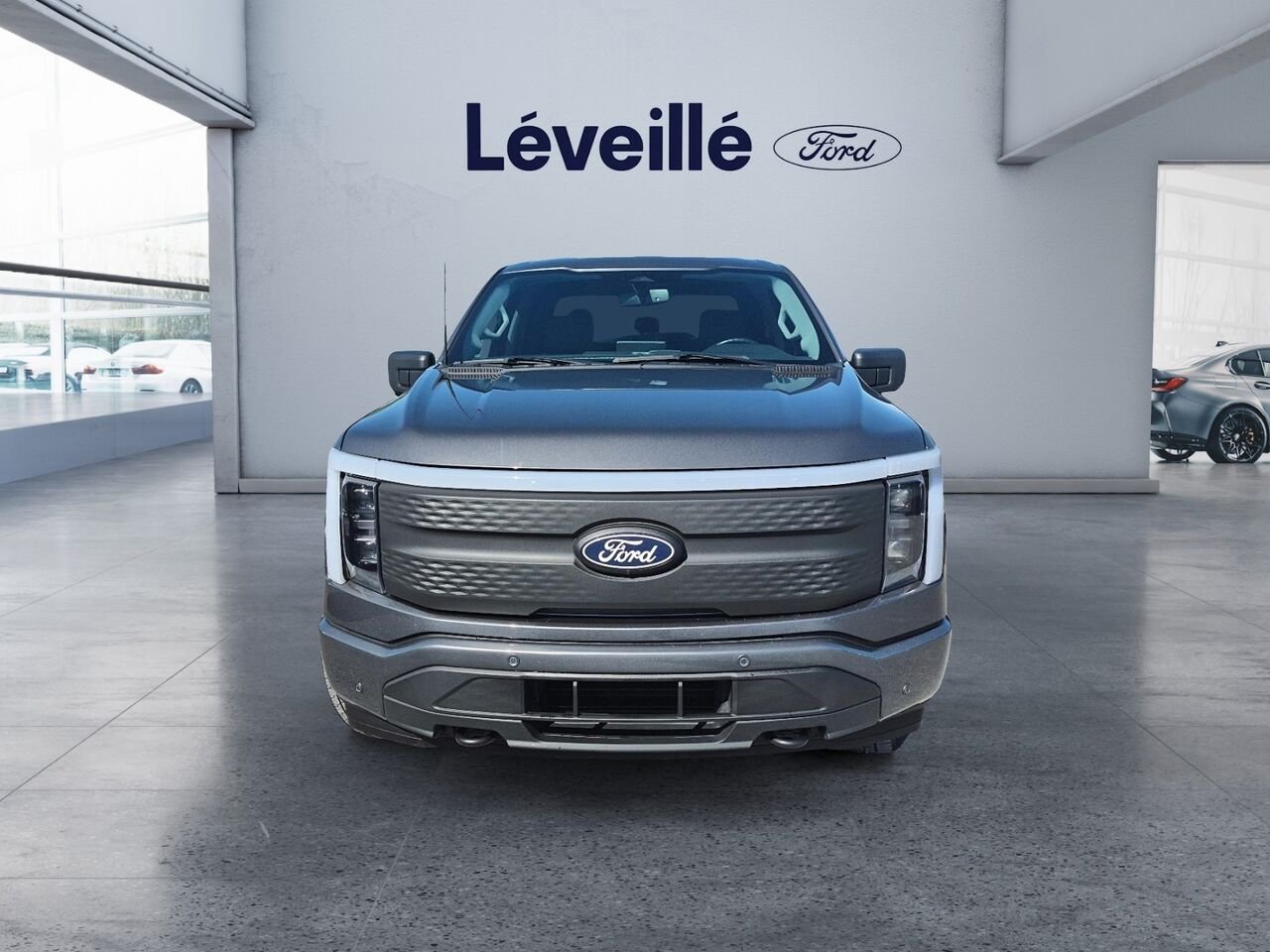 Ford F-150 Lightning 2024 Gris Saint-Jérôme - photo #10