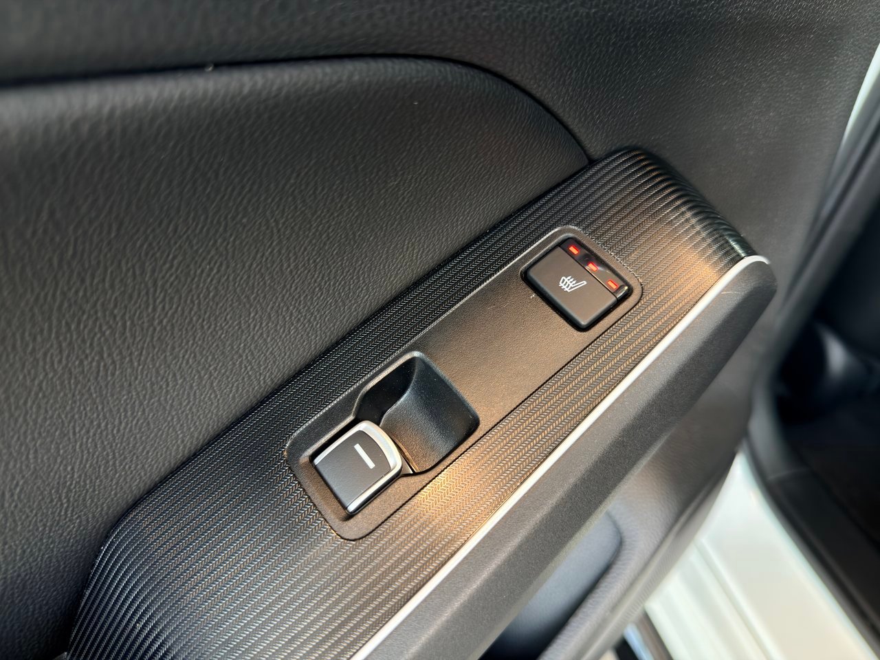 2025 Honda Civic Sedan Hybrid White Notre-Dame-des-Prairies - photo #27