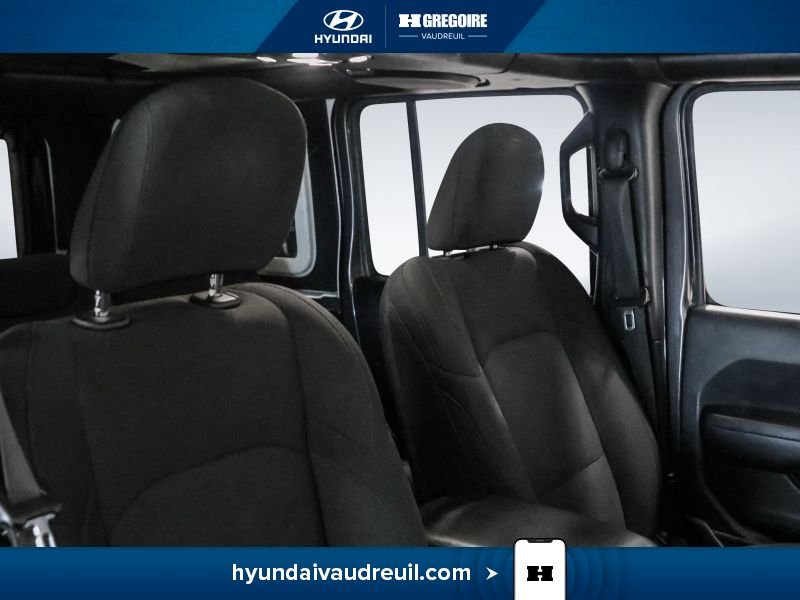 2019 Jeep Wrangler Unlimited Grey Laval - photo #33