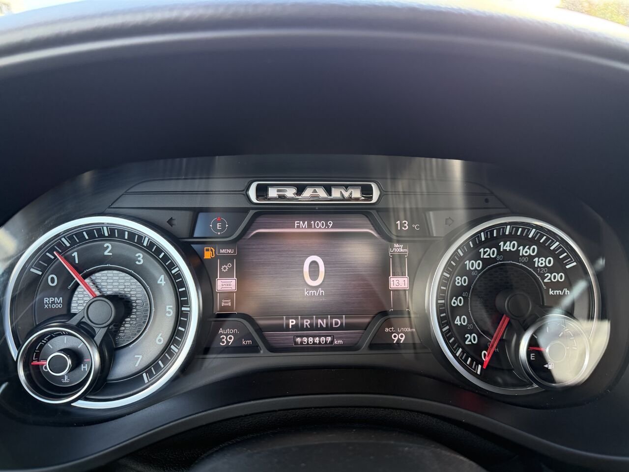 2020 RAM 1500 BIG HORN Black Montmagny - photo #7